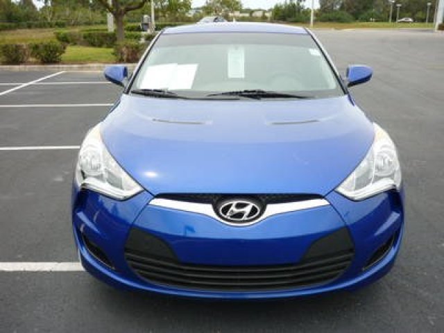 Hyundai Veloster 2012 photo 2