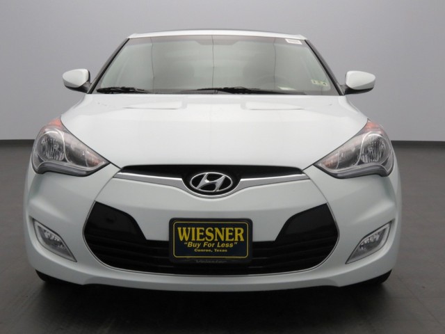 Hyundai Veloster Base Unspecified