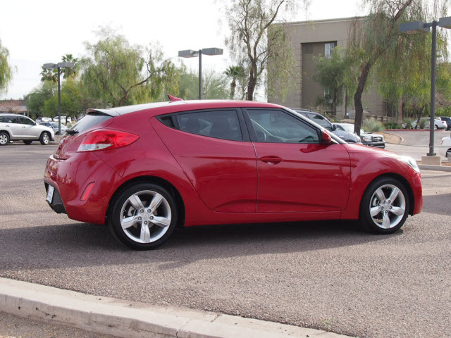 Hyundai Veloster 2012 photo 4