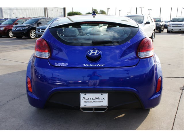 Hyundai Veloster 2012 photo 4