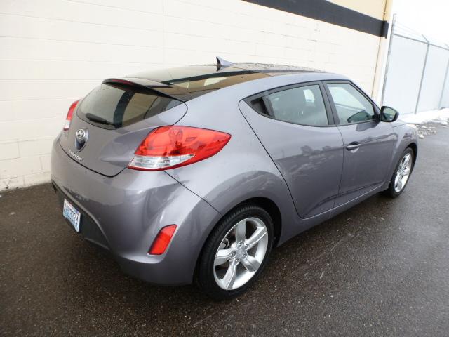 Hyundai Veloster 2012 photo 2