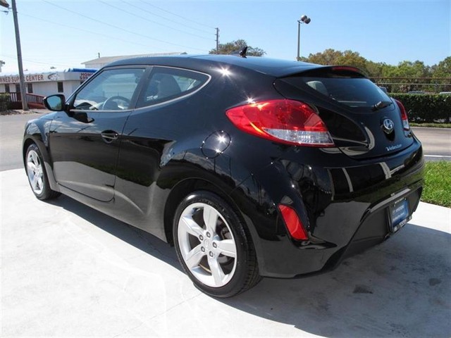 Hyundai Veloster 2012 photo 1