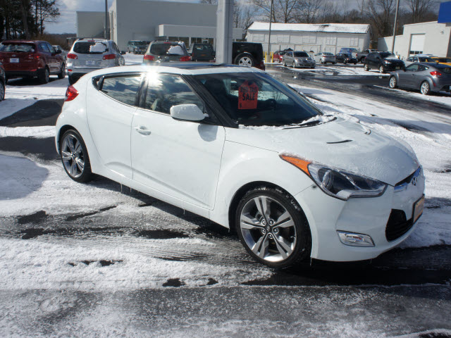 Hyundai Veloster 2012 photo 2