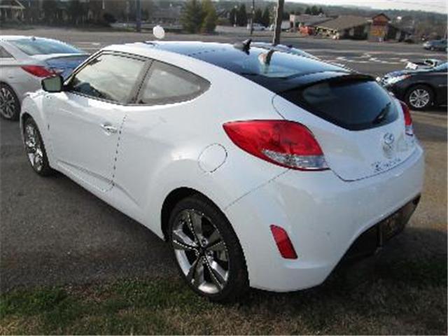 Hyundai Veloster 2012 photo 3