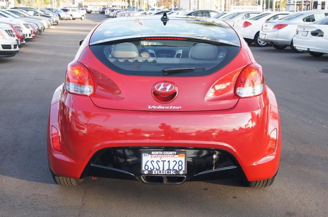 Hyundai Veloster 2012 photo 2