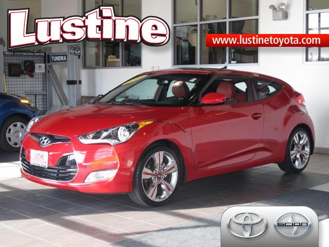 Hyundai Veloster Base Unspecified