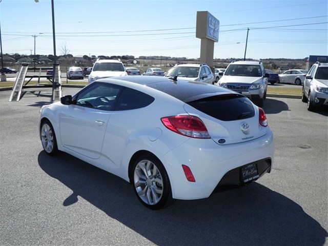 Hyundai Veloster 2012 photo 3