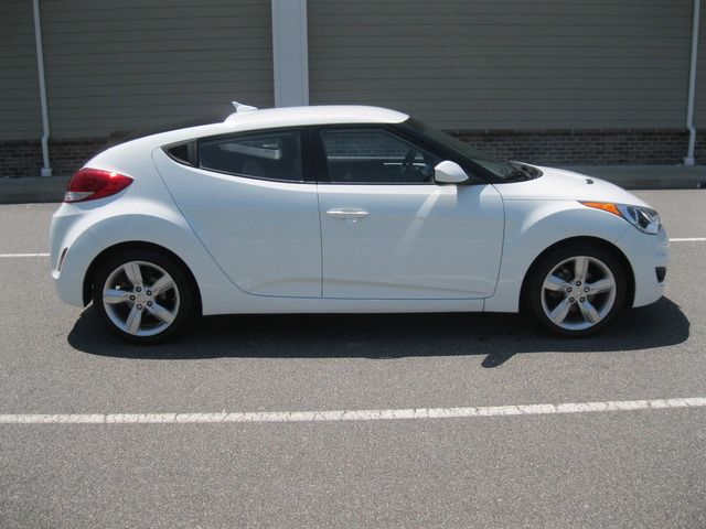 Hyundai Veloster 2012 photo 27