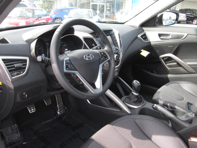 Hyundai Veloster Base Other