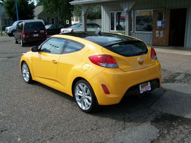 Hyundai Veloster 2012 photo 2