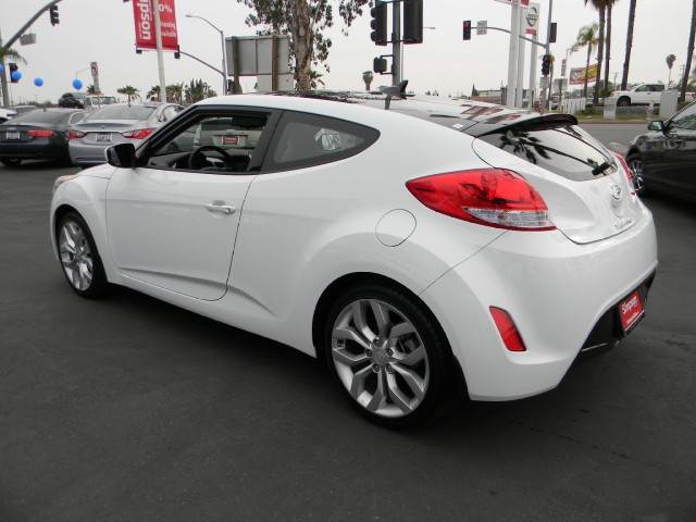 Hyundai Veloster 2012 photo 4