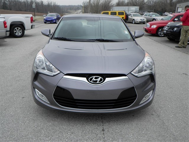 Hyundai Veloster 2012 photo 2