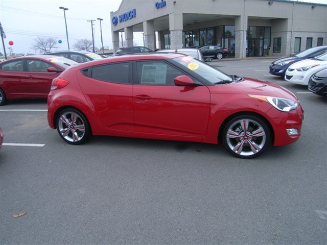 Hyundai Veloster 2012 photo 2