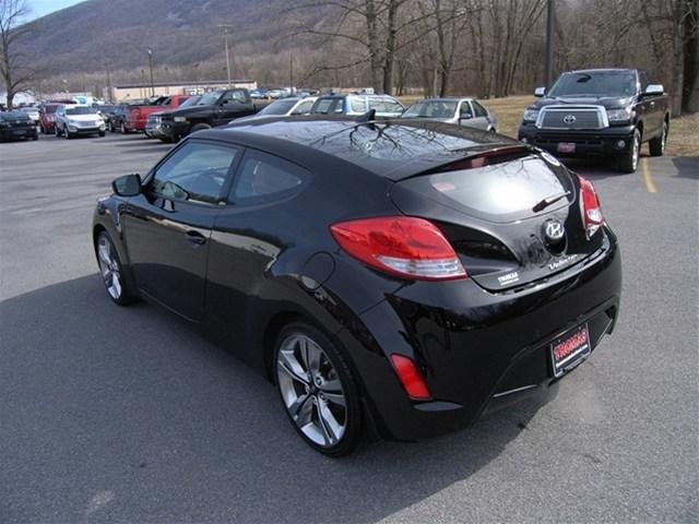 Hyundai Veloster 2012 photo 3