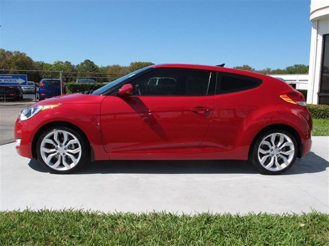 Hyundai Veloster 2012 photo 2