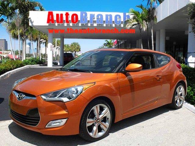 Hyundai Veloster LTZ 22K NICE Hatchback