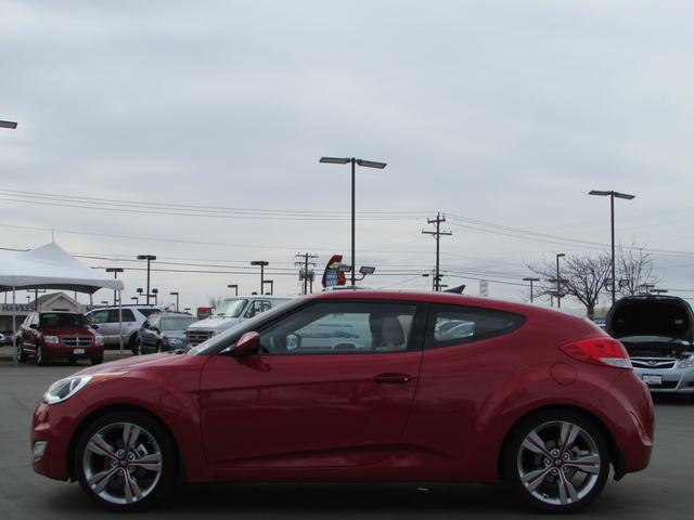 Hyundai Veloster 2012 photo 2