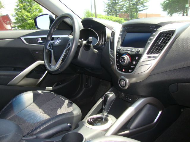 Hyundai Veloster 2012 photo 11