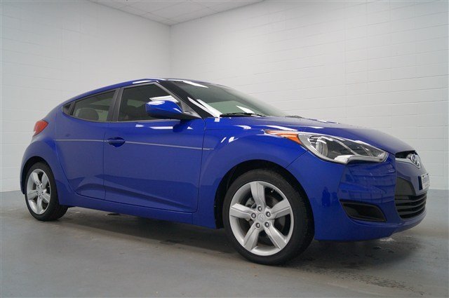 Hyundai Veloster Base Unspecified