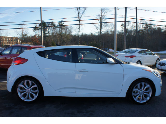 Hyundai Veloster 2012 photo 2