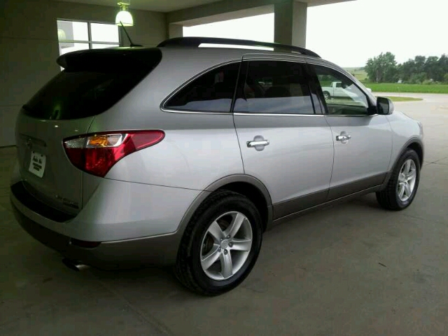 Hyundai Veracruz 2008 photo 2