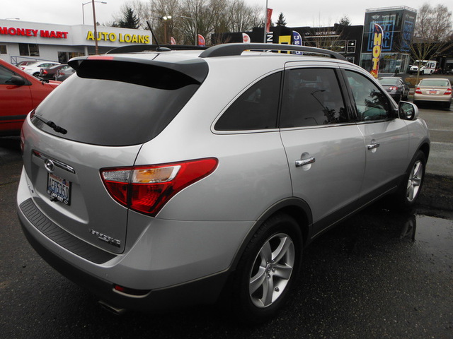 Hyundai Veracruz 2011 photo 2