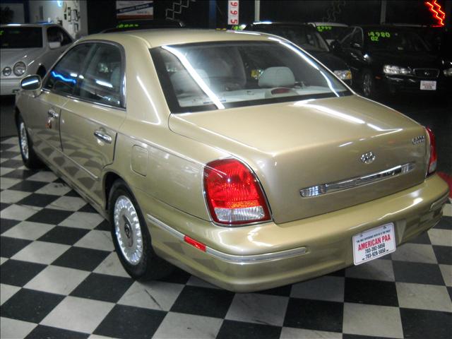 Hyundai XG300 2001 photo 3