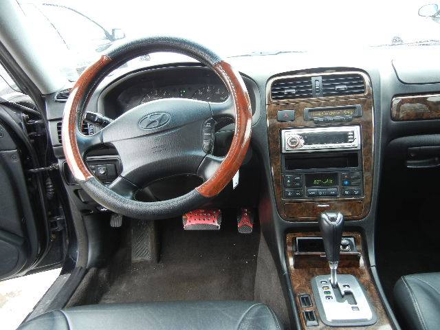 Hyundai XG300 2001 photo 5