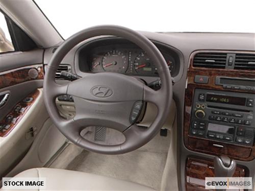 Hyundai XG300 2001 photo 2