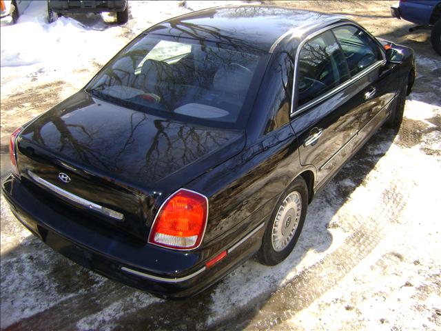 Hyundai XG300 2001 photo 3