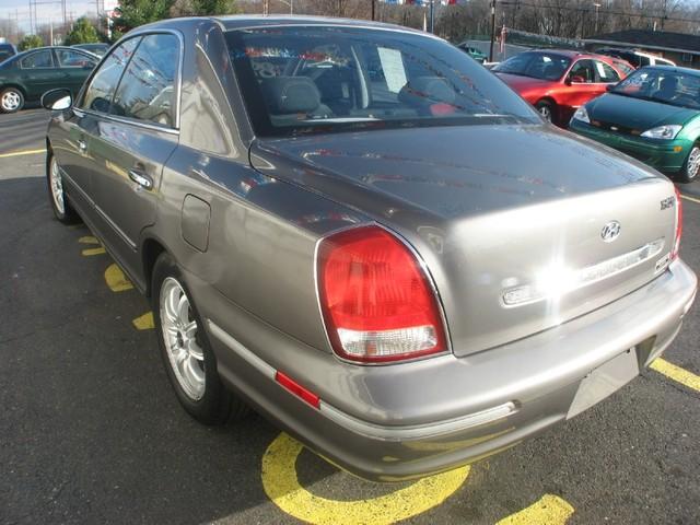 Hyundai XG350 2002 photo 1