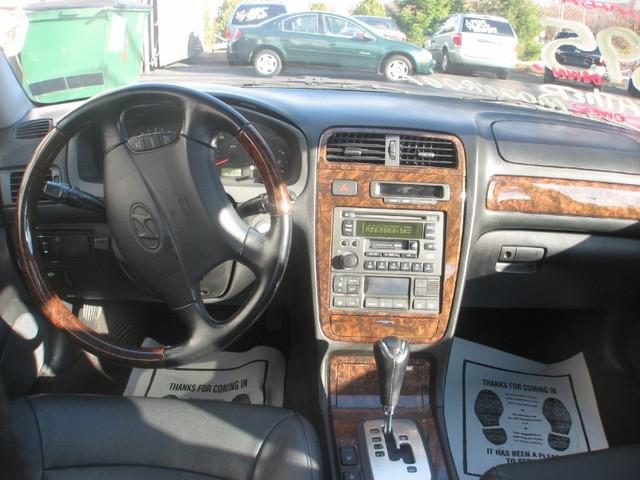 Hyundai XG350 2002 photo 2