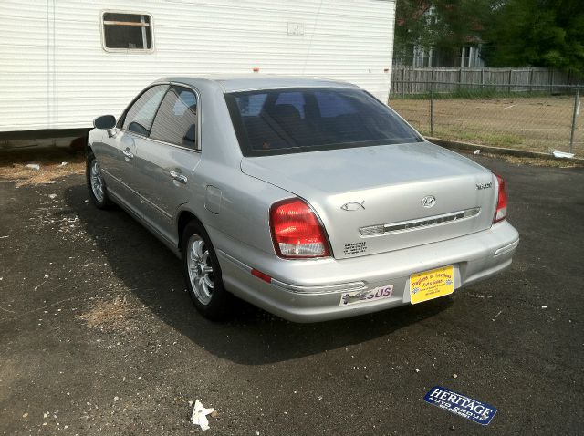 Hyundai XG350 2002 photo 2