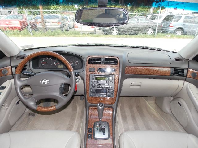 Hyundai XG350 2004 photo 15