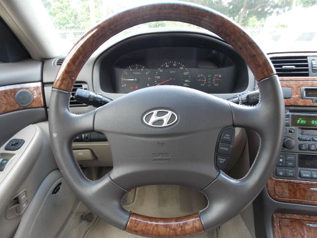 Hyundai XG350 2004 photo 2