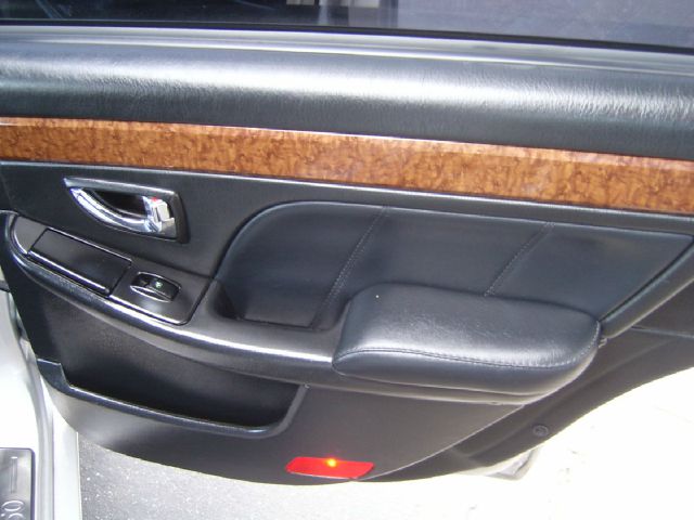 Hyundai XG350 2005 photo 17