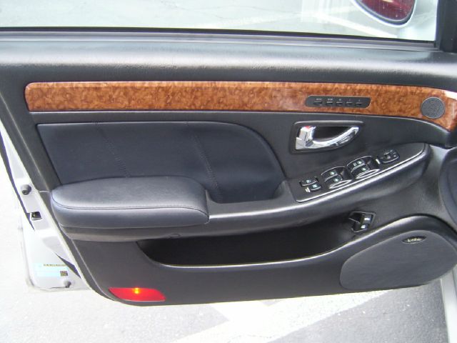 Hyundai XG350 2005 photo 2