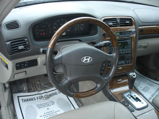 Hyundai XG350 2005 photo 6