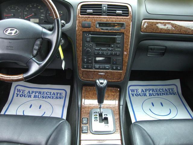 Hyundai XG350 2005 photo 4