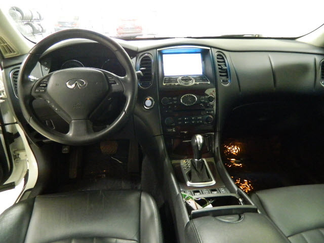 Infiniti EX35 2008 photo 2