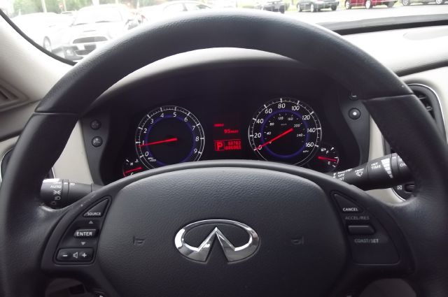 Infiniti EX35 2008 photo 15