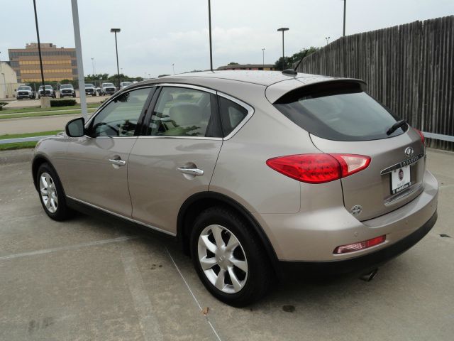 Infiniti EX35 2008 photo 2