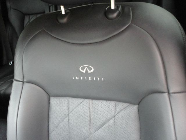 Infiniti EX35 2014 photo 30