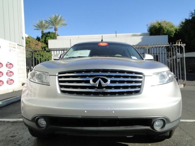 Infiniti FX35 2003 photo 2