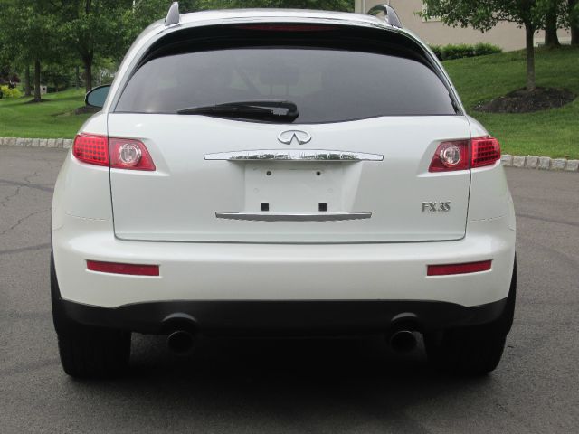 Infiniti FX35 2003 photo 1