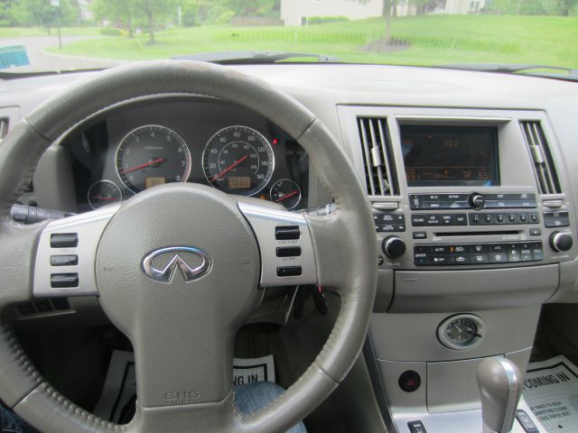 Infiniti FX35 2003 photo 7