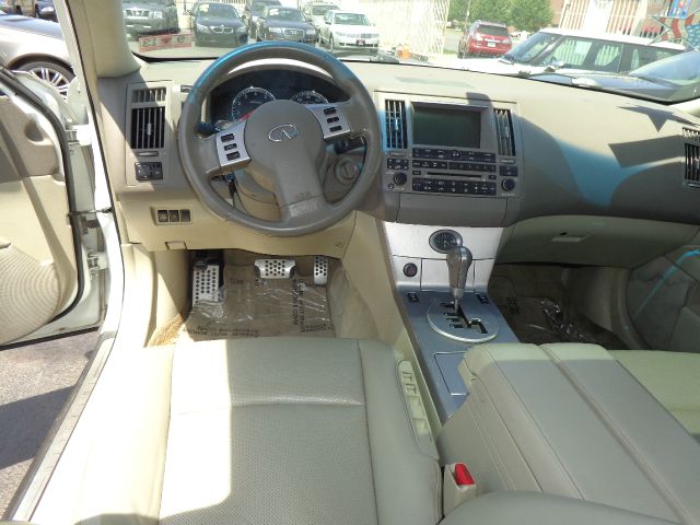 Infiniti FX35 2003 photo 10