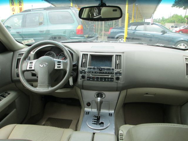 Infiniti FX35 2003 photo 5