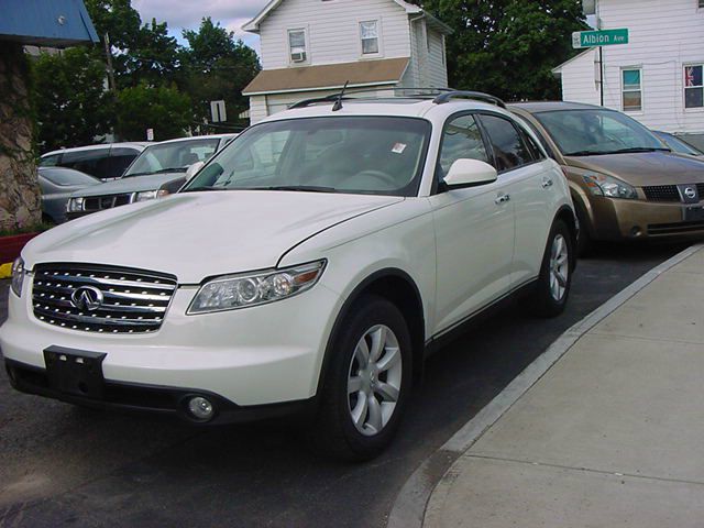 Infiniti FX35 2003 photo 3