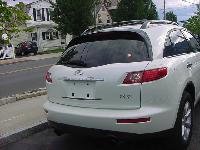 Infiniti FX35 2003 photo 4